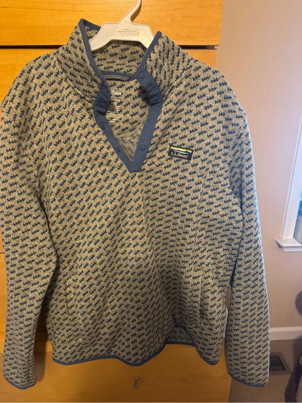 L.L. Bean Men's Navy and Cream Snap Up Patterned Sweater